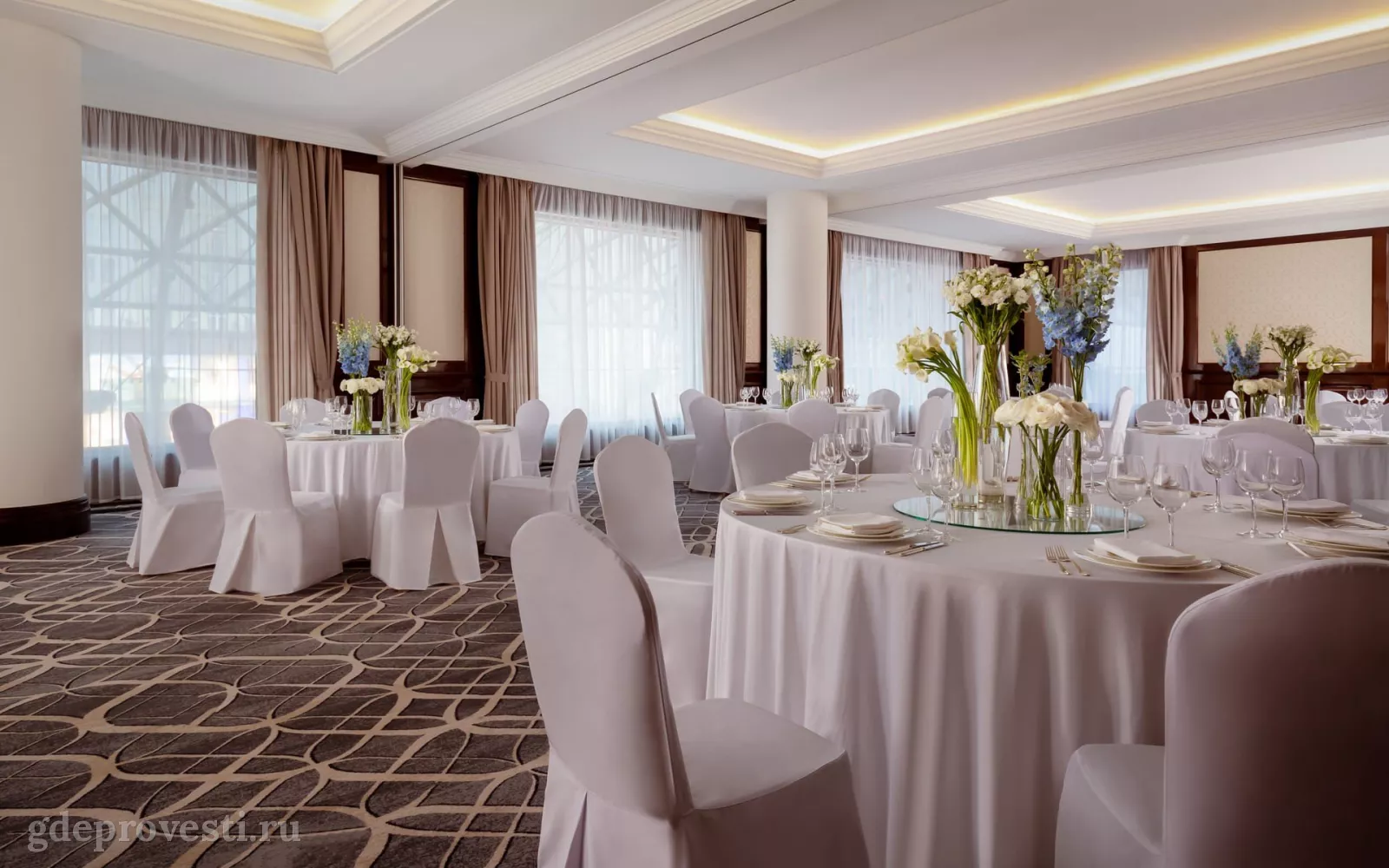 The Carlton Moscow (бывший Ritz-Carlton) — Зал «Москва» — зал в отеле в Москве, фото 1